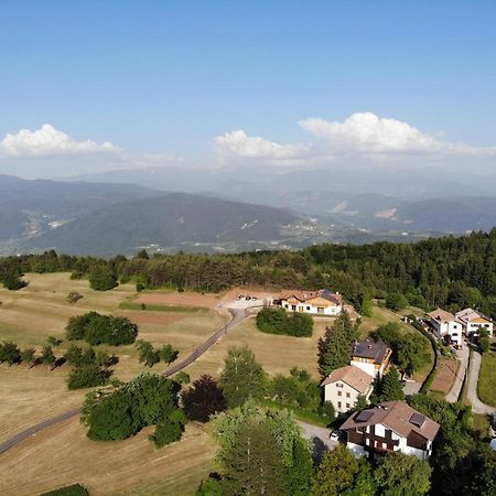 Bioagritur La Casa Dei Trajeri Villa Fai della Paganella Exteriör bild